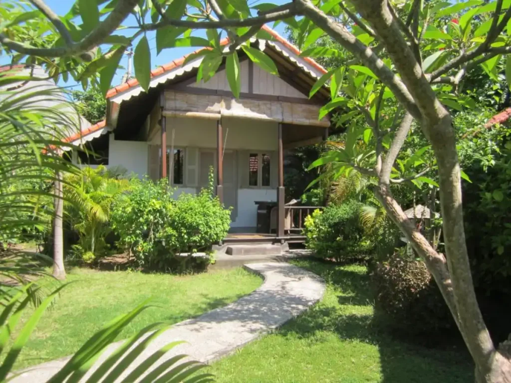 Kembali Beach Bungalows